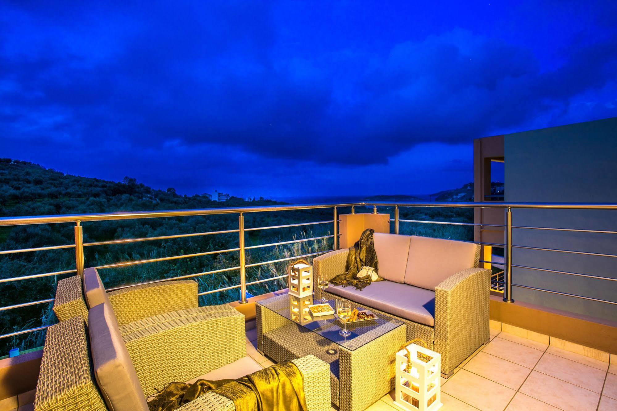 Cyan Icons Villas Tsivarás 外观 照片